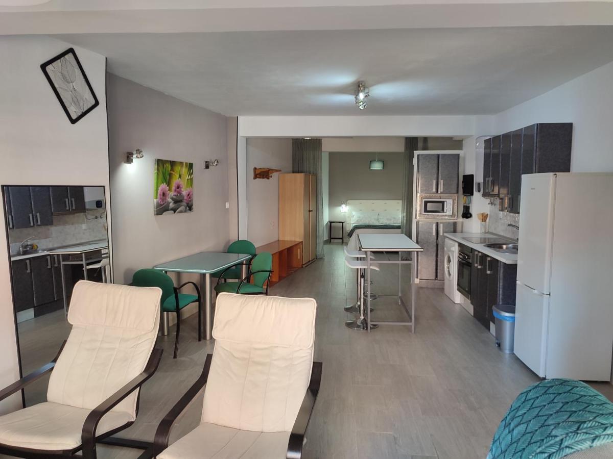 شقة Loft Centro Con Parking Gratis Y Azotea Chillout Gratis! تالافيرا دي لا رينا المظهر الخارجي الصورة